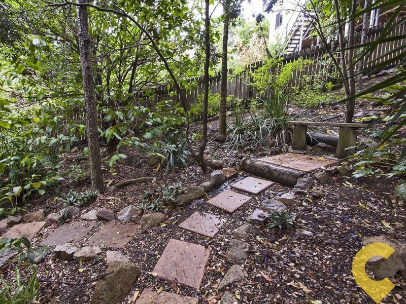 8 Hutton Road, Arana Hills QLD 4054