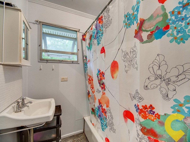 20 Rutherford Street, Stafford Heights QLD 4053