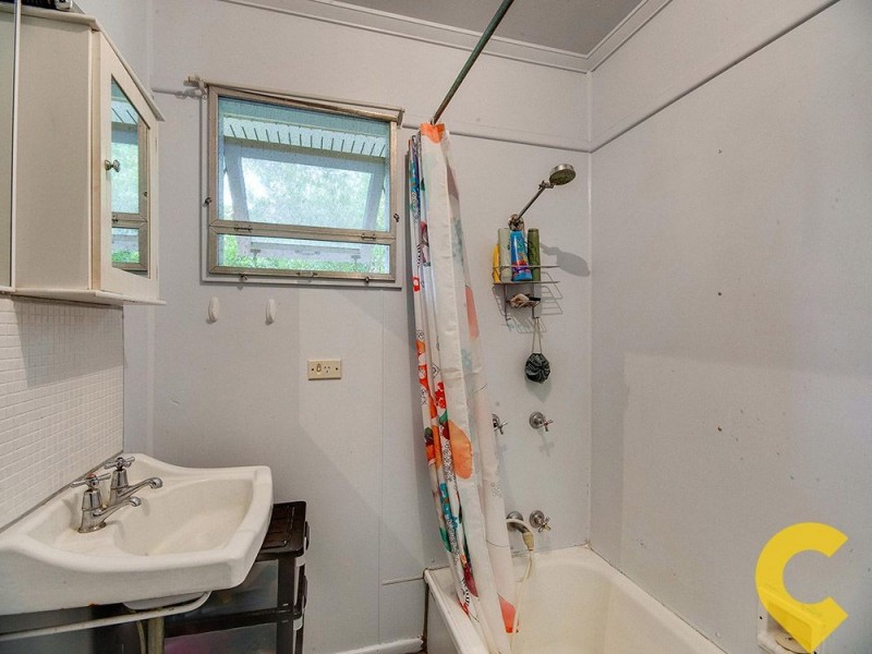 20 Rutherford Street, Stafford Heights QLD 4053