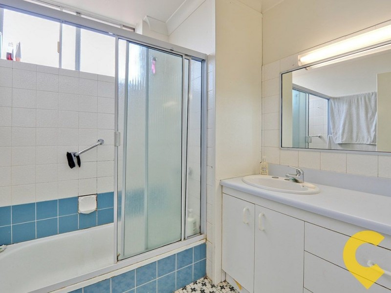 3/363 Cavendish Rd, Coorparoo QLD 4151