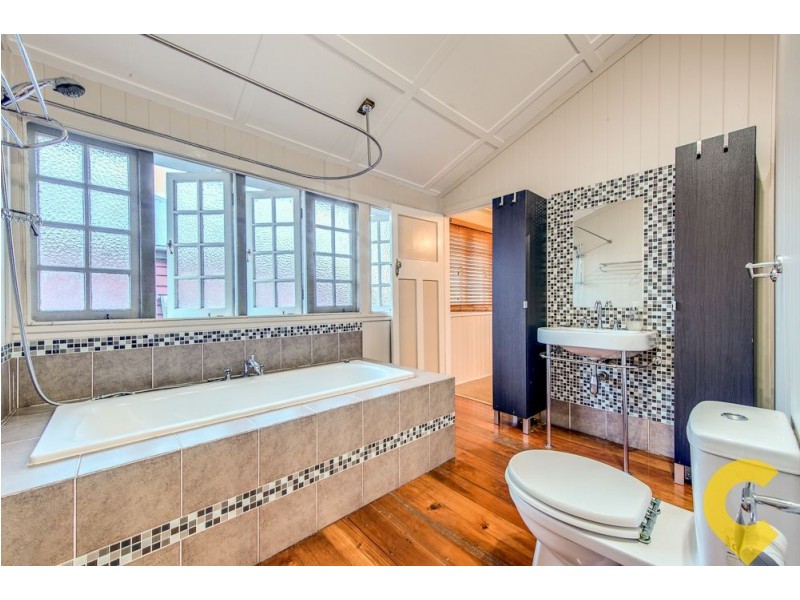 69 Somerset Road, Kedron QLD 4031