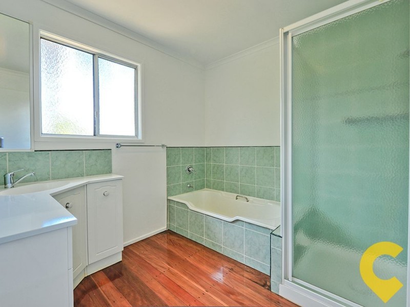 35 Bellatrix Drive, Kingston QLD 4114