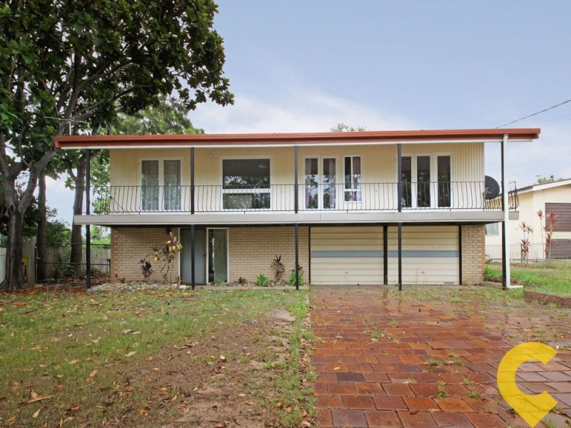 4 Hanlon Road, Petrie QLD 4502