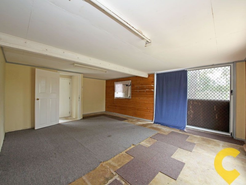 4 Hanlon Road, Petrie QLD 4502