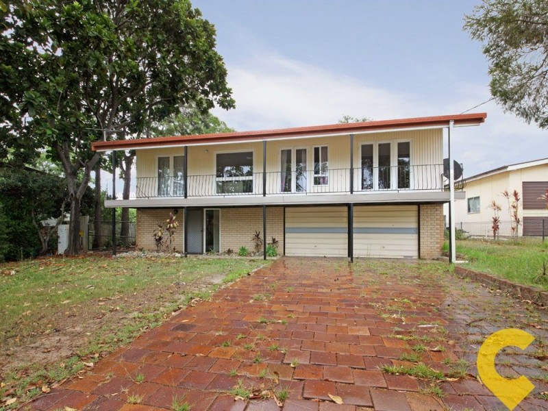 4 Hanlon Road, Petrie QLD 4502