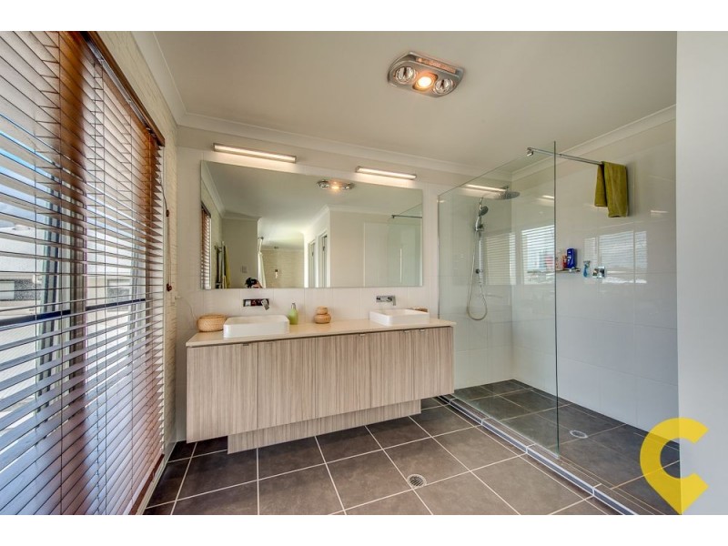 16 Laguna Crescent, Springfield Lakes QLD 4300