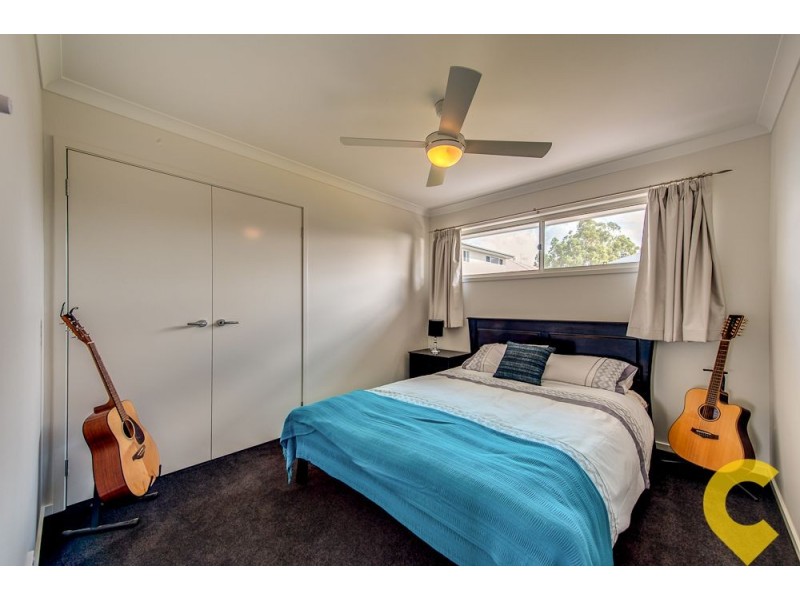 16 Laguna Crescent, Springfield Lakes QLD 4300