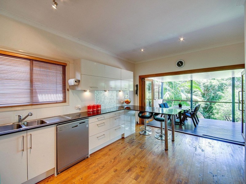 164 Waterworks Road, Ashgrove QLD 4060