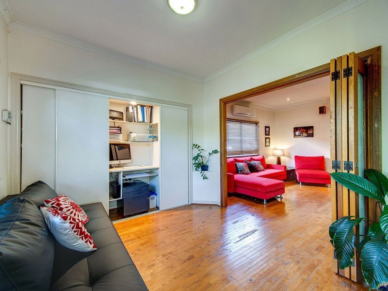 164 Waterworks Road, Ashgrove QLD 4060