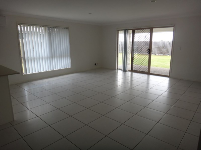 7 Sunridge Circuit, Bahrs Scrub QLD 4207