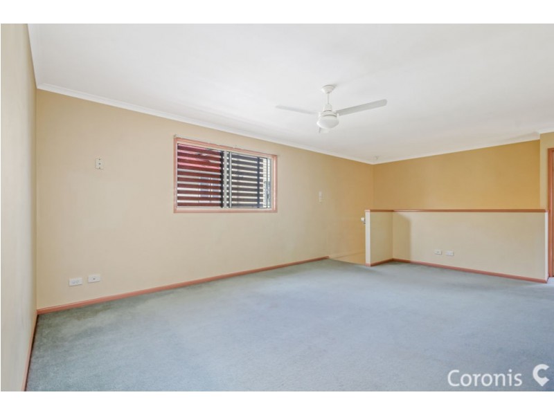 19 Waratah Avenue, Holland Park QLD 4121