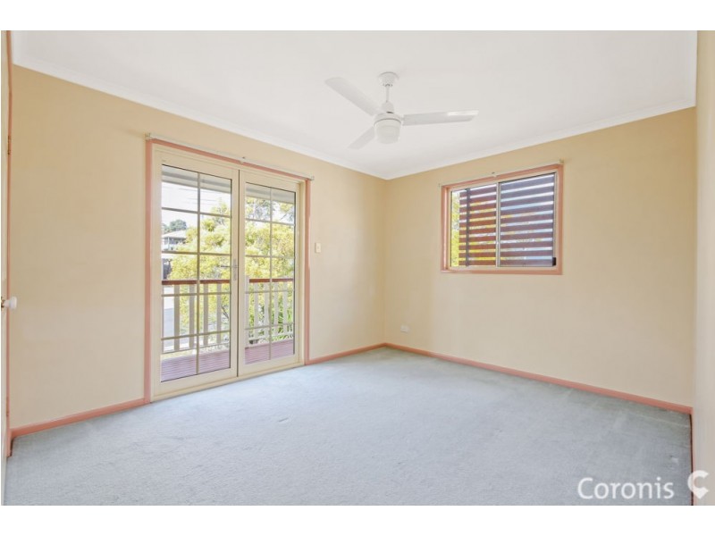 19 Waratah Avenue, Holland Park QLD 4121