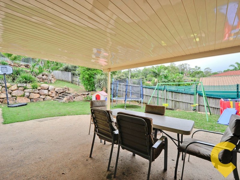 8 Pelewan Court, Tanah Merah QLD 4128