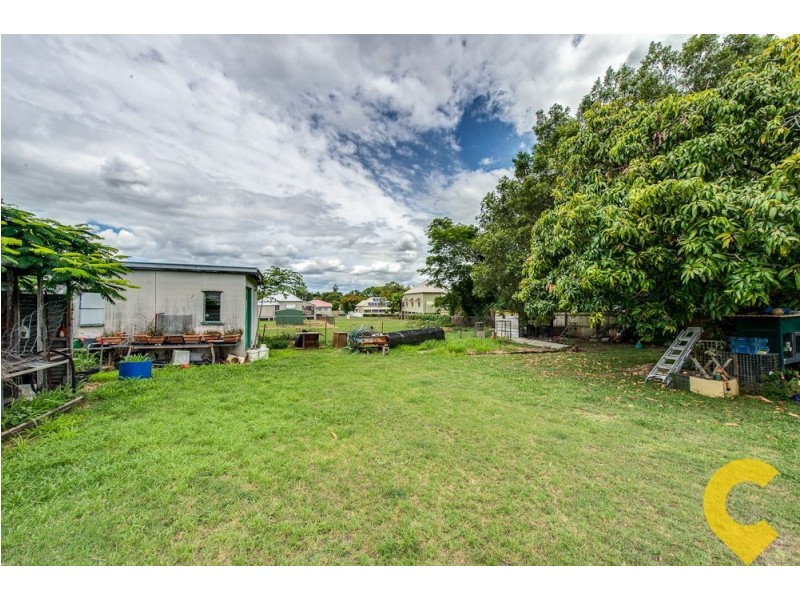 19 Alice Street, Silkstone QLD 4304