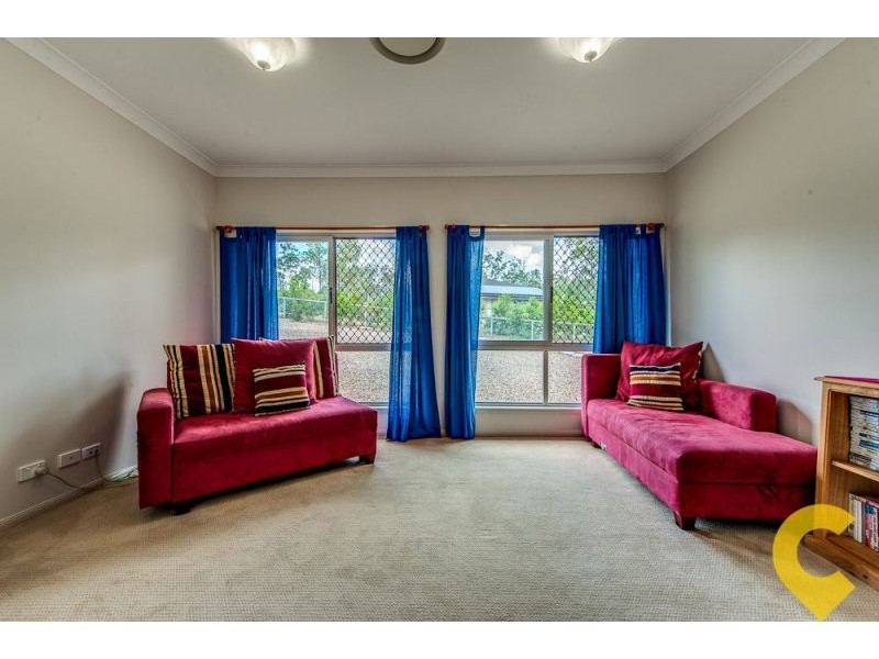 39 Canthook Crescent, New Beith QLD 4124