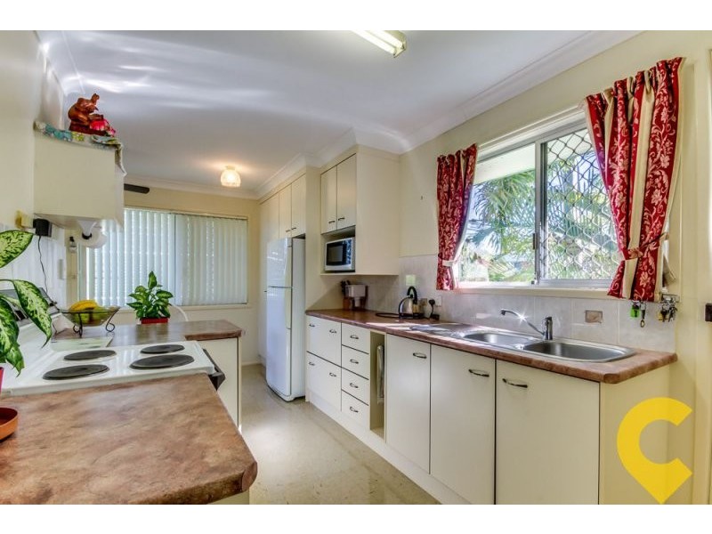 13 Ash Avenue, Woodridge QLD 4114