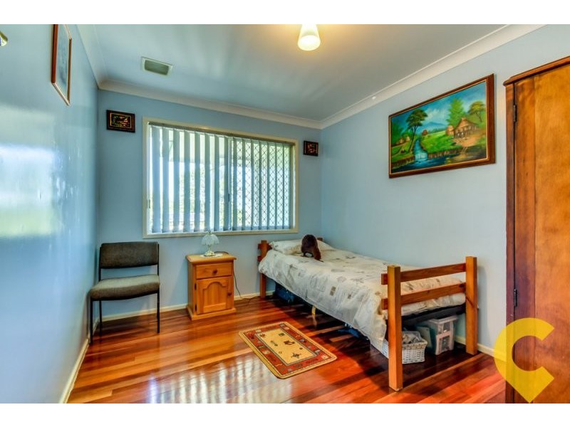 13 Ash Avenue, Woodridge QLD 4114