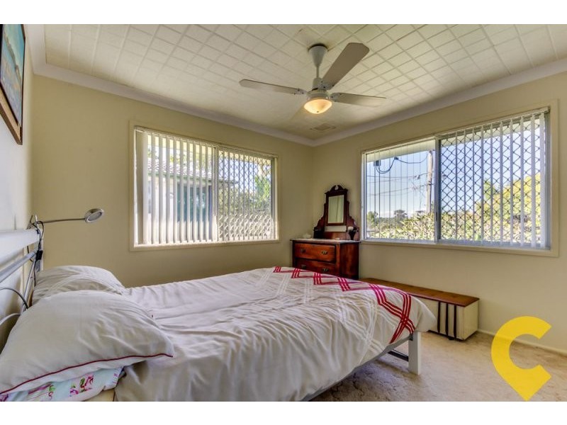 13 Ash Avenue, Woodridge QLD 4114