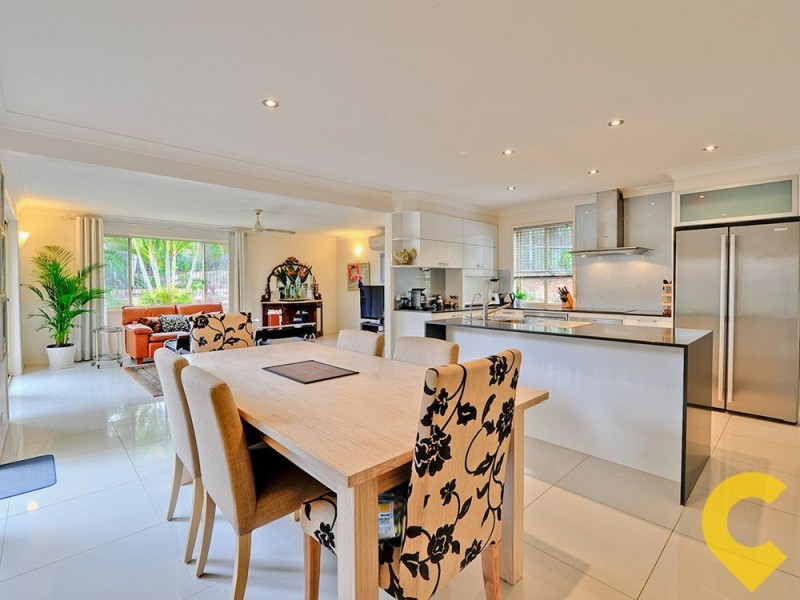 23 Oakmont Crescent, Albany Creek QLD 4035
