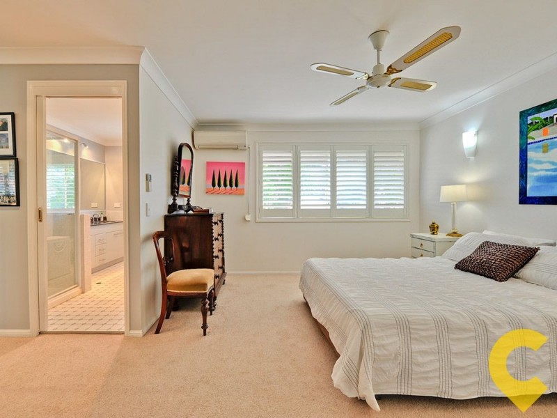 23 Oakmont Crescent, Albany Creek QLD 4035