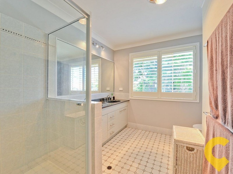 23 Oakmont Crescent, Albany Creek QLD 4035
