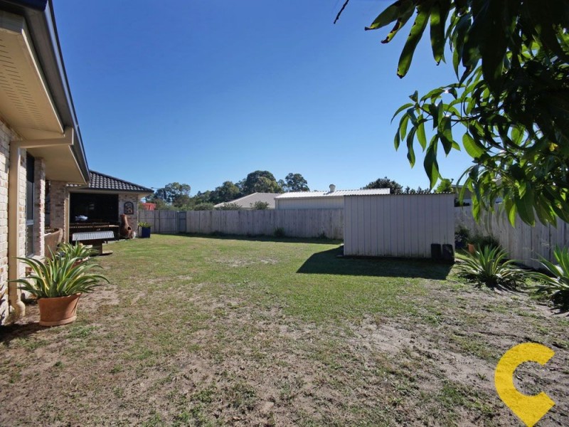 22 Weeroona Avenue, Beachmere QLD 4510
