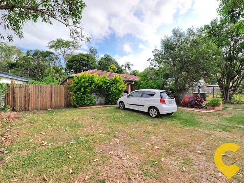 4 Karrabin Street, Mitchelton QLD 4053