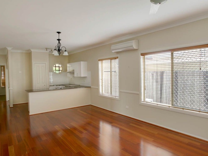 56 St James Street, Forest Lake QLD 4078