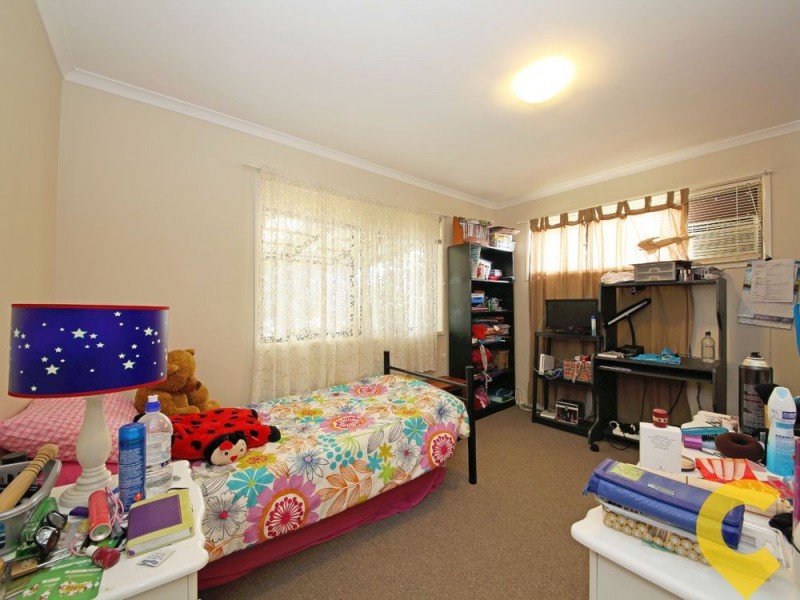 13 Andracia Street, Kallangur QLD 4503