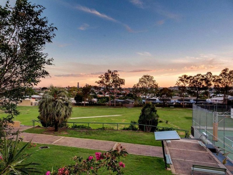 48 Jardine Street, Stafford QLD 4053