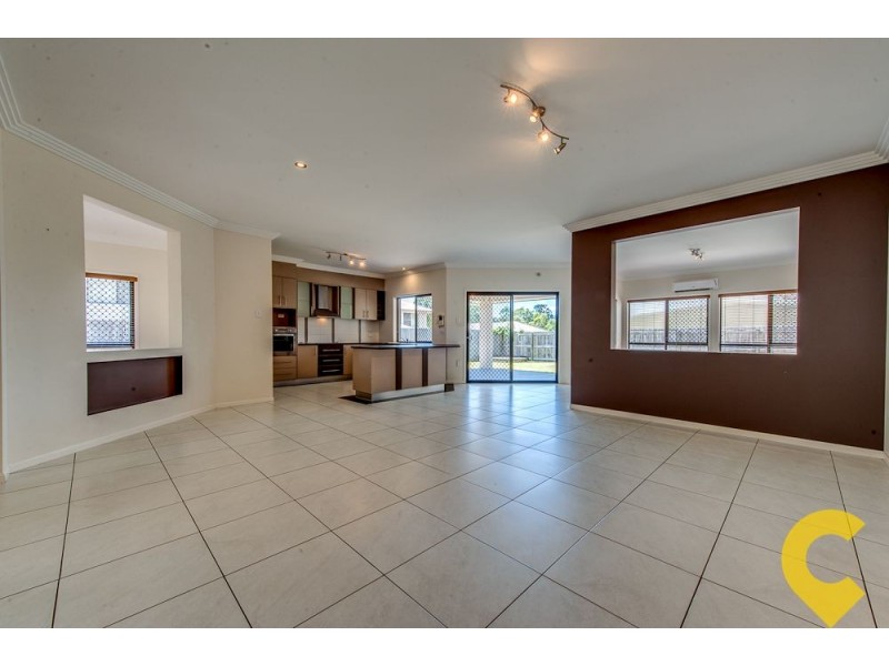 8 Aspen Street, Heathwood QLD 4110