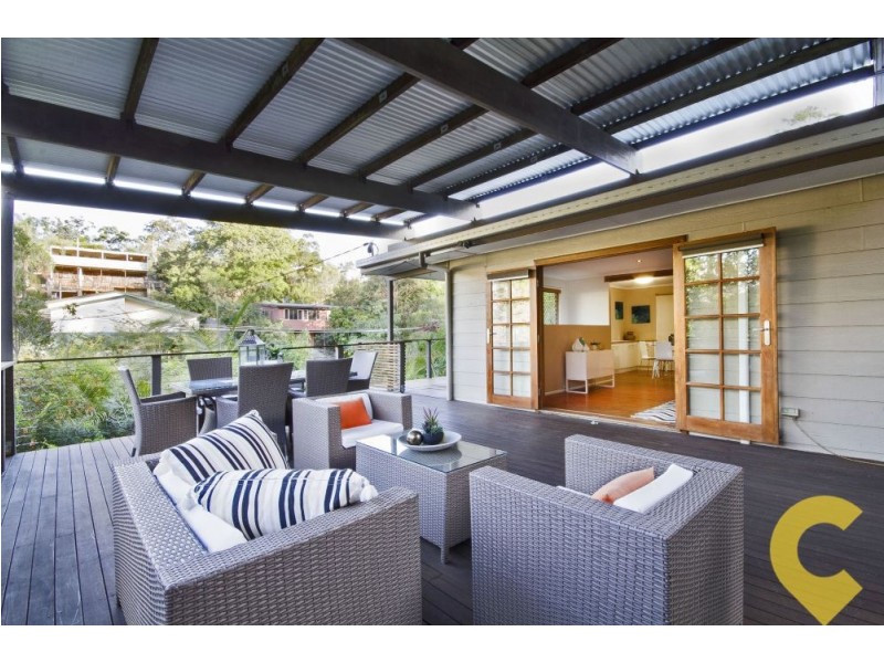 33 Yathong Court, Arana Hills QLD 4054