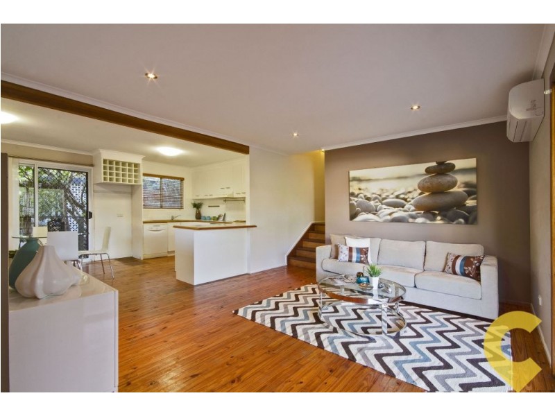 33 Yathong Court, Arana Hills QLD 4054