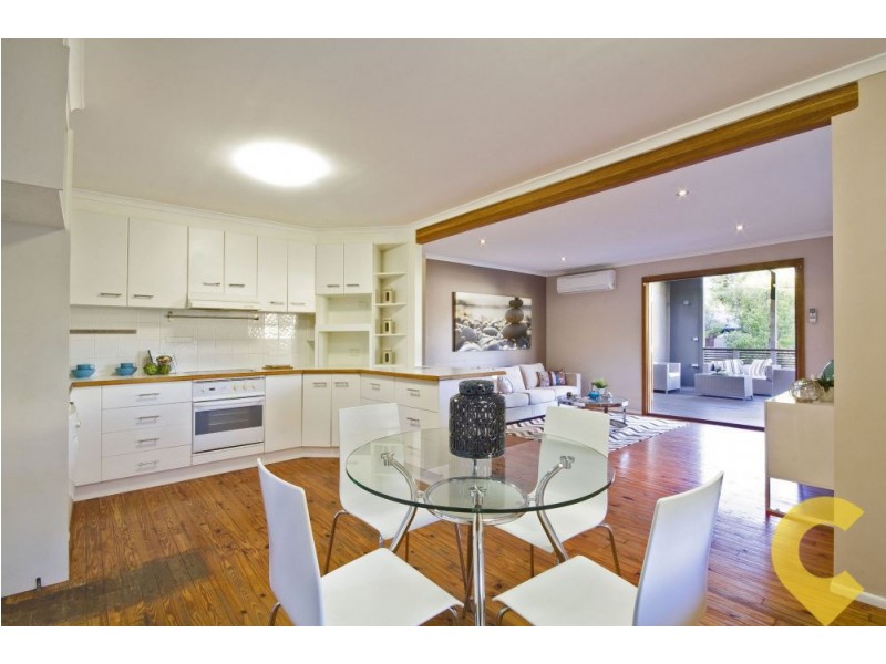 33 Yathong Court, Arana Hills QLD 4054