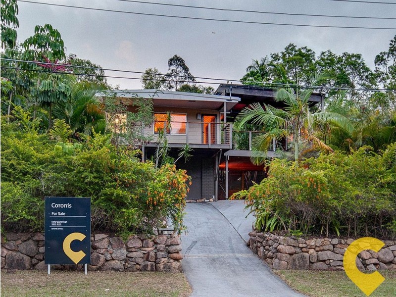 33 Yathong Court, Arana Hills QLD 4054