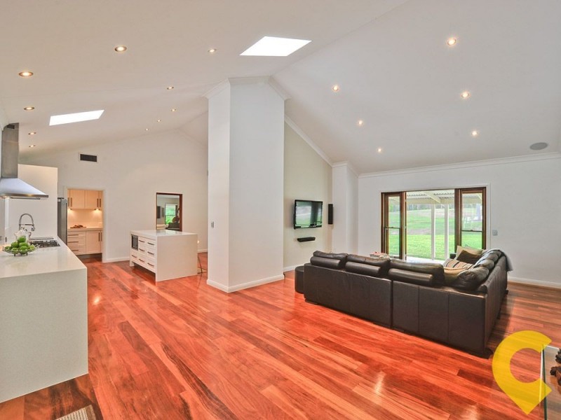 197 Sugars Road, Anstead QLD 4070