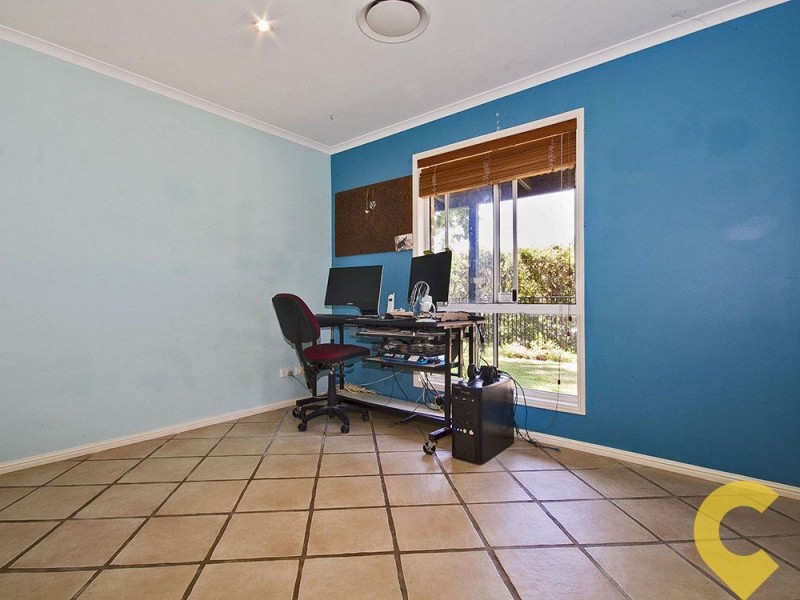 39 Yathong Court, Arana Hills QLD 4054