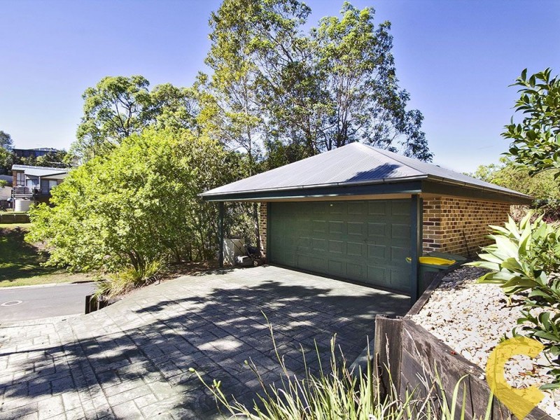 39 Yathong Court, Arana Hills QLD 4054