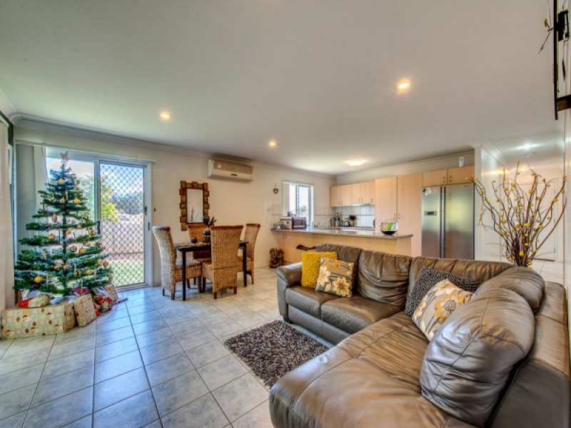 4 Pearse St, Collingwood Park QLD 4301