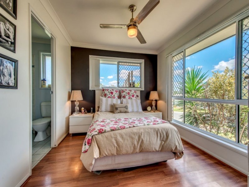 4 Pearse St, Collingwood Park QLD 4301