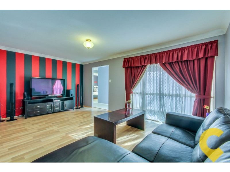 11 Warrigal Road, Runcorn QLD 4113