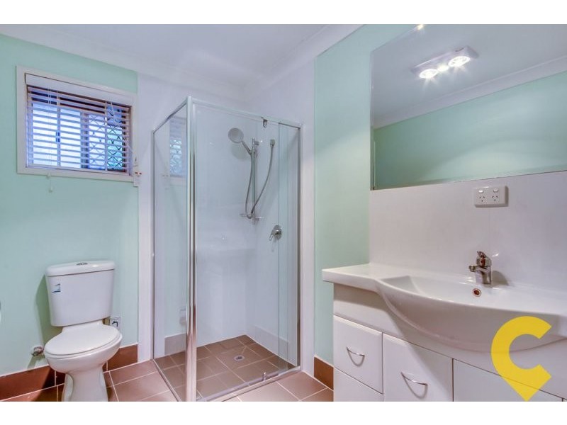 11 Warrigal Road, Runcorn QLD 4113