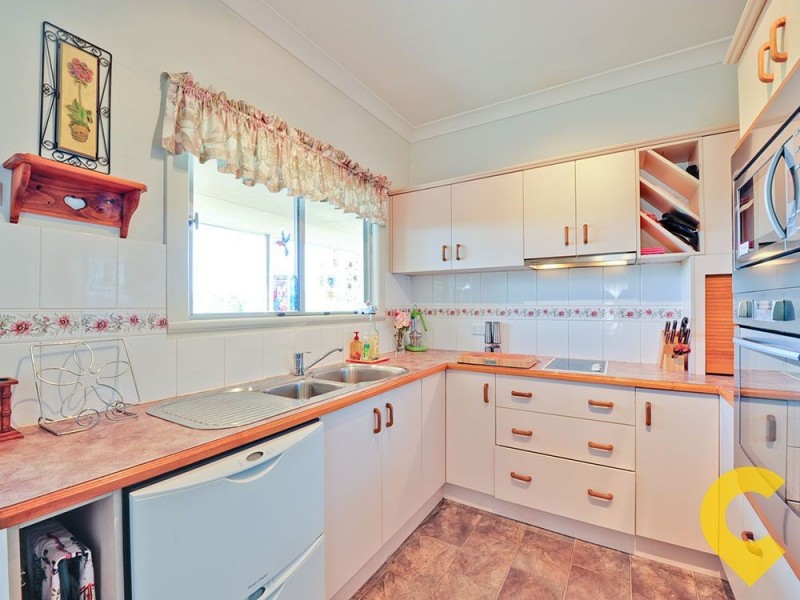 40 Marshall Road, Holland Park West QLD 4121