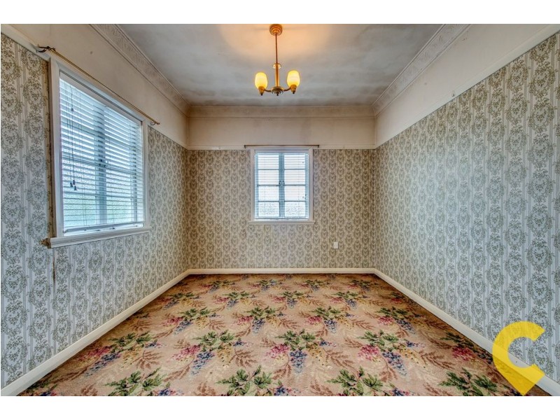 42 Marshall Road, Holland Park West QLD 4121