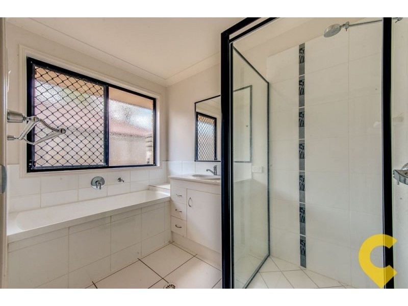 13 Aramac Street, Brassall QLD 4305