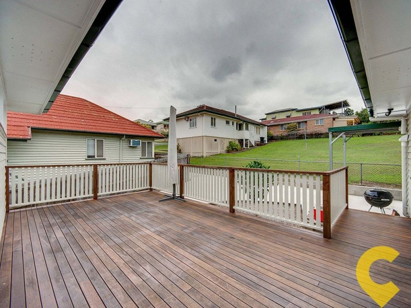 28 Wotton Street, Camp Hill QLD 4152