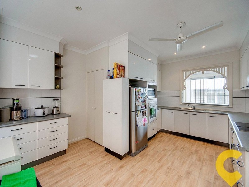 28 Wotton Street, Camp Hill QLD 4152