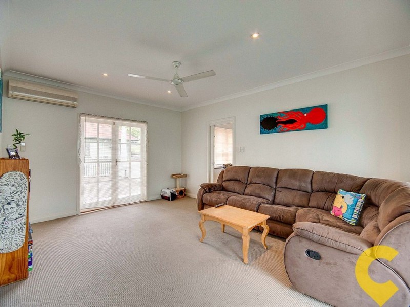 28 Wotton Street, Camp Hill QLD 4152