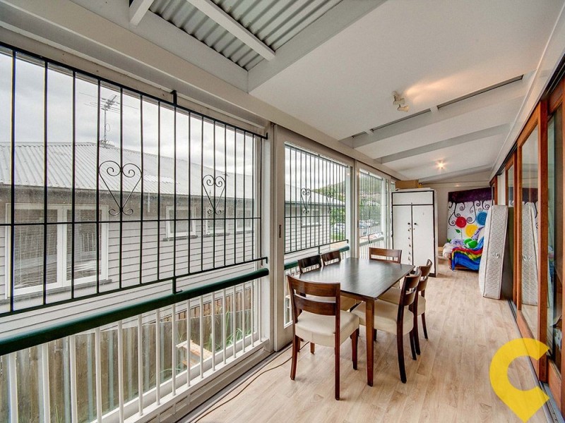 28 Wotton Street, Camp Hill QLD 4152