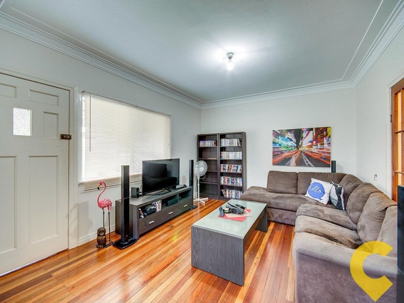 30 Wotton Street, Camp Hill QLD 4152